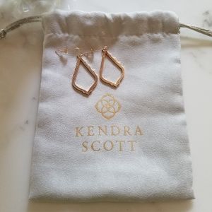 Kendra Scott Sophia Earrings in Rose Gold